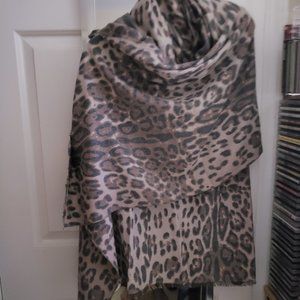 Large Lightweight Warm Winter Leopard Print Scarf/Wrap